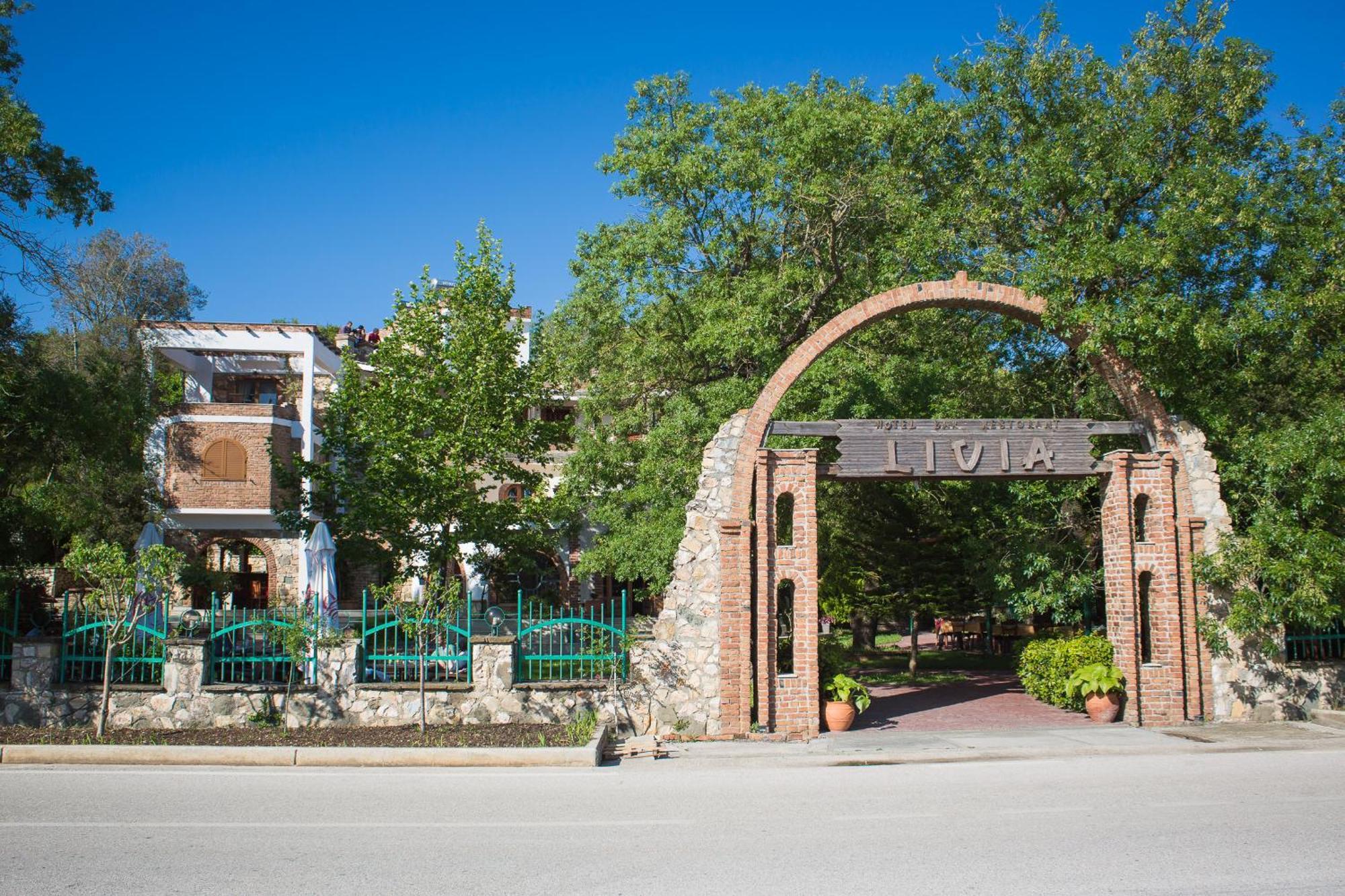 Hotel Livia Ksamil Exterior photo